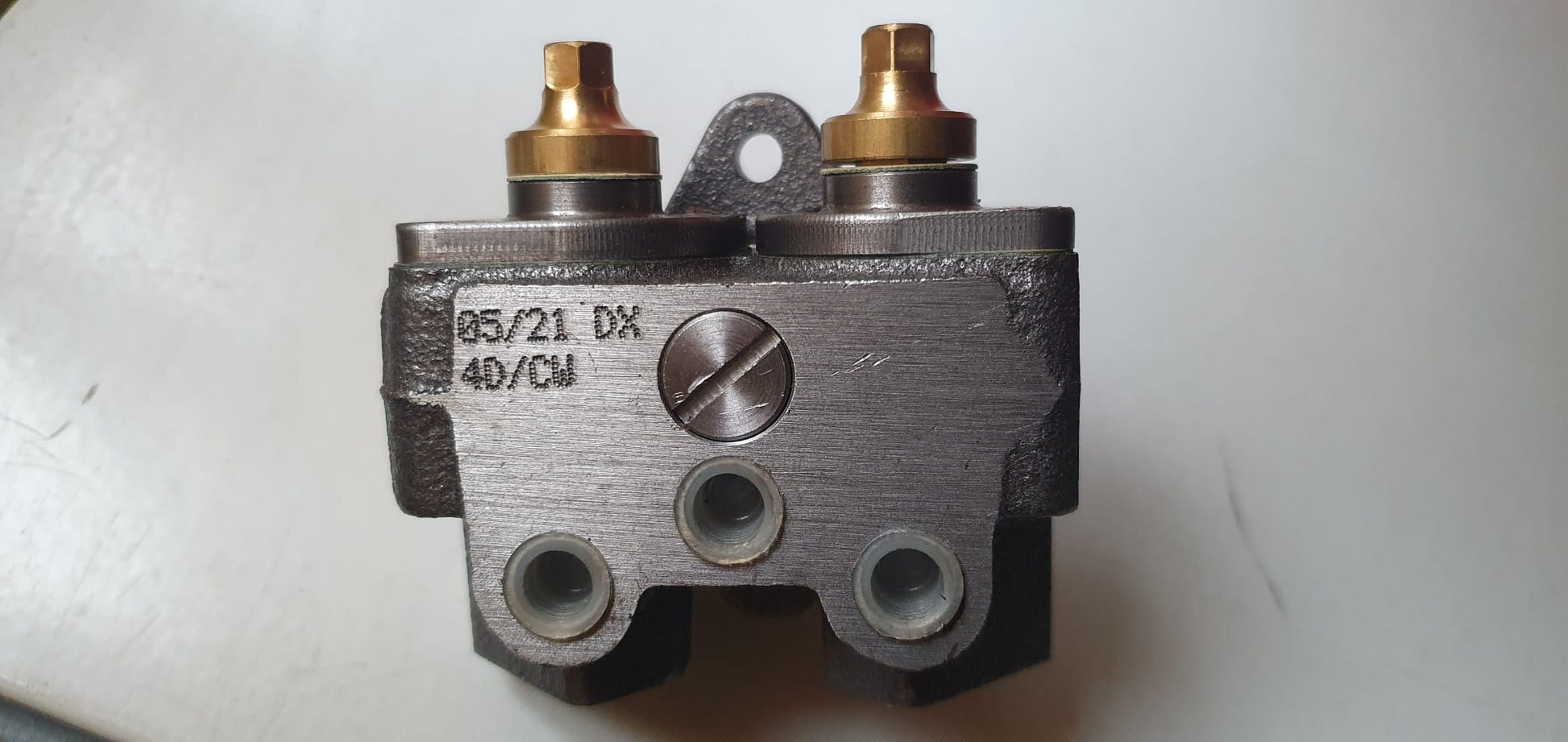 6080200077 -pompa ulei cu 4 cai Battioni Pagani